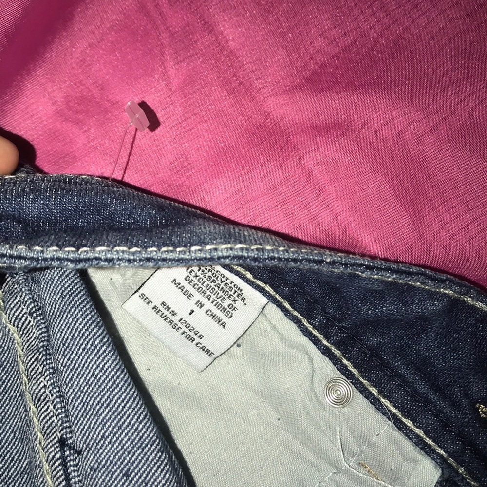 Shorts - Picture 3 of 3